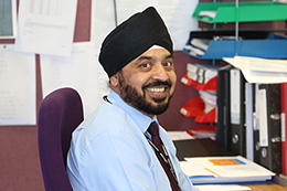 
Tervinder Matharu, Consultant Clinical Scientist (Radiotherapy Physics)